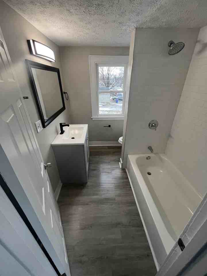 961 E 15th Ave #1 - Photo 6 of 10