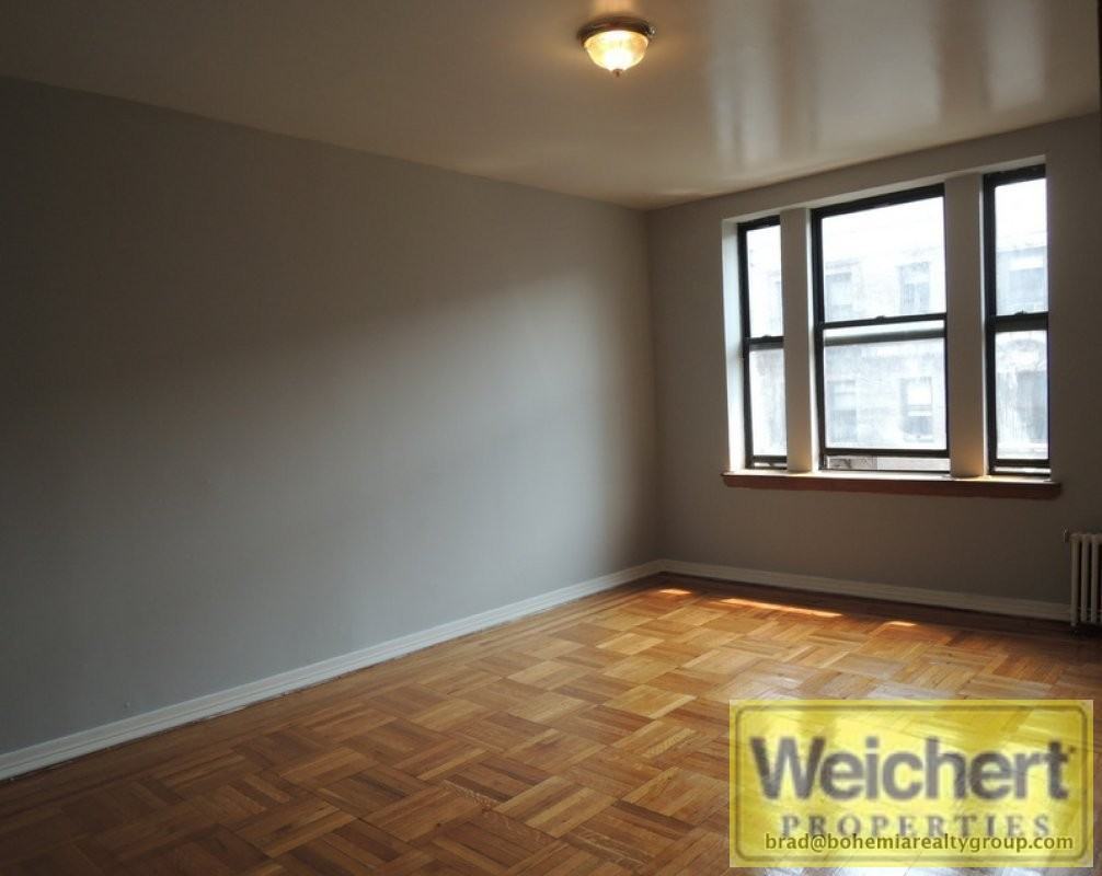 56 Fort Washington Ave 55 - Photo 2 of 8