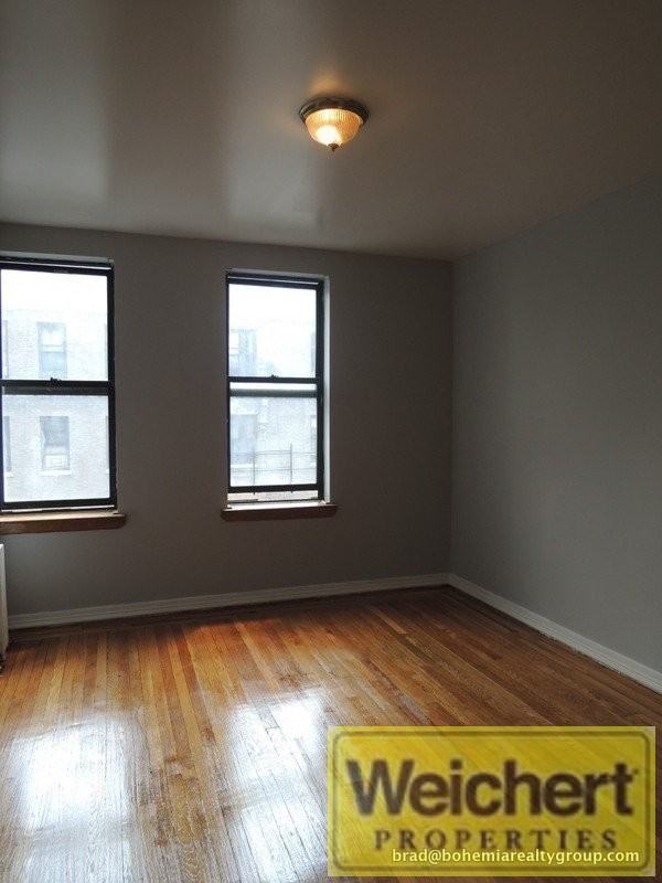 56 Fort Washington Ave 55 - Photo 3 of 8