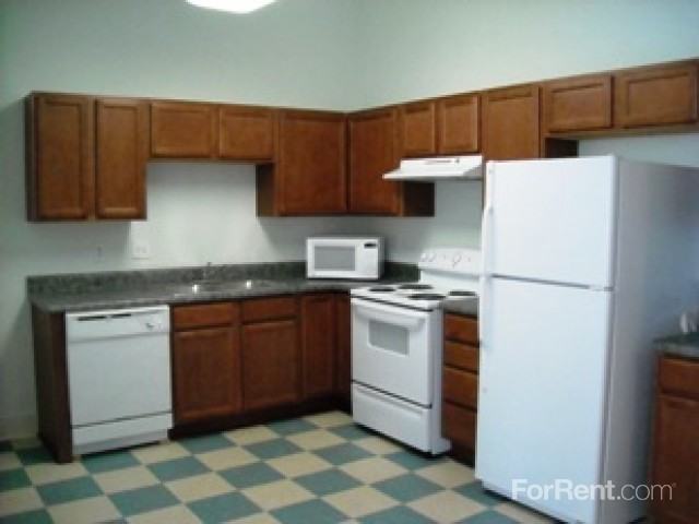 Kemper Lofts - Photo 2 of 8