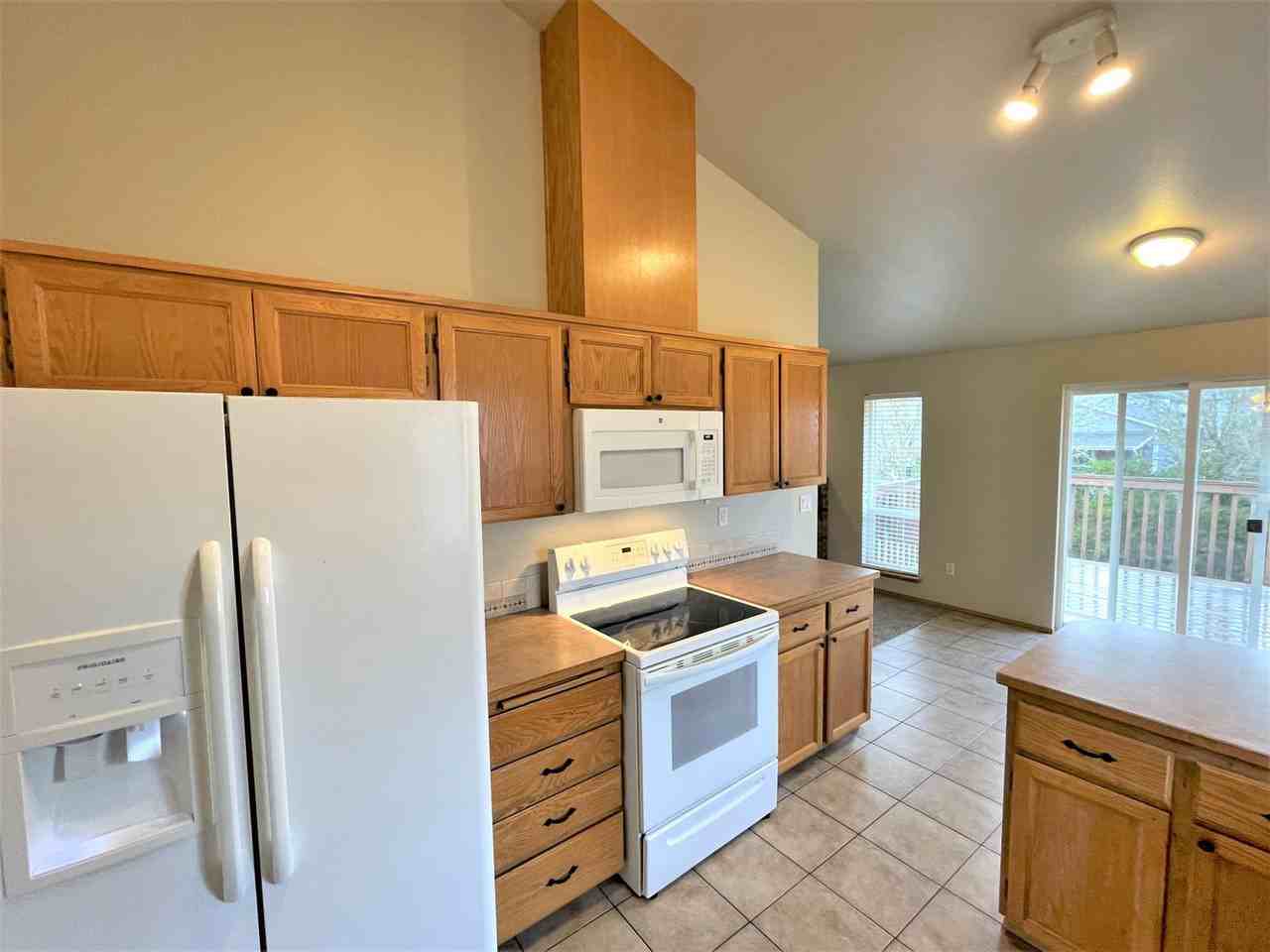 17914 69th Avenue Ct E - Photo 3 of 27