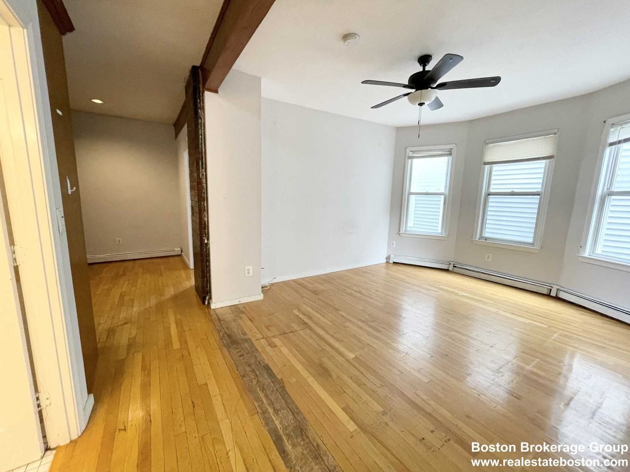 Iroquois St - Photo 3 of 15