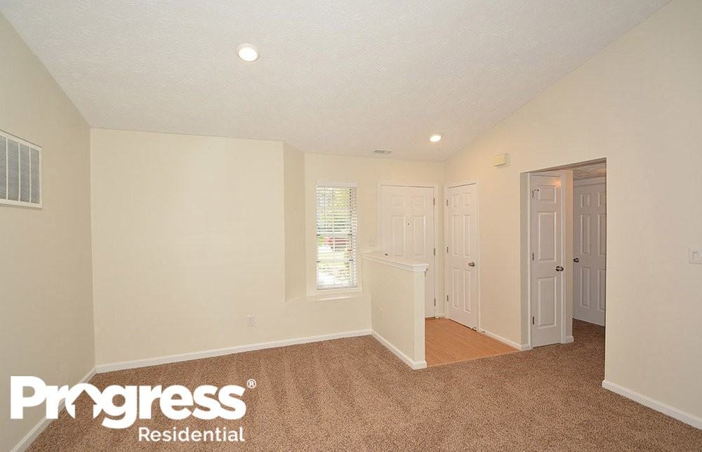 3628 Crickwood Ct - Photo 2 of 32