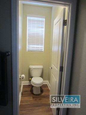 423 Parkland Way - Photo 2 of 20