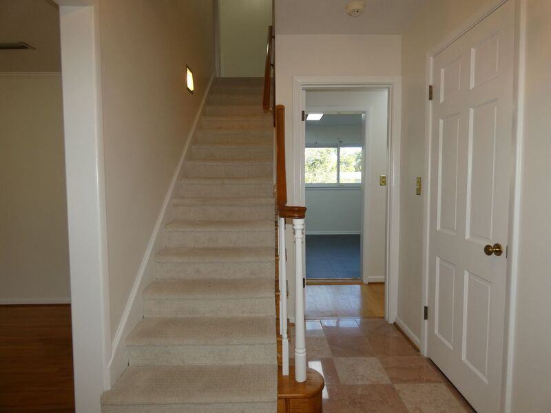 2130 Hallmark Dr - Photo 2 of 44