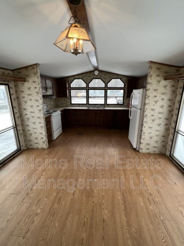 17 Schoppe Dr - Photo 2 of 16