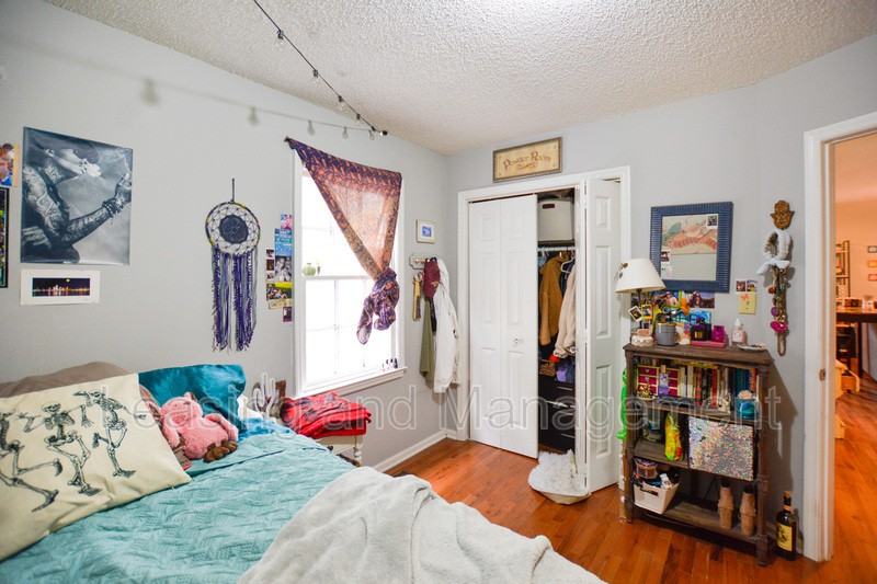 41 Spring St #C - Photo 6 of 11