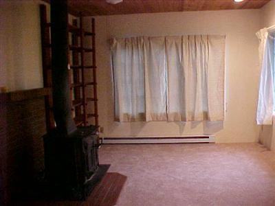 11428 NE 94th St - Photo 2 of 10