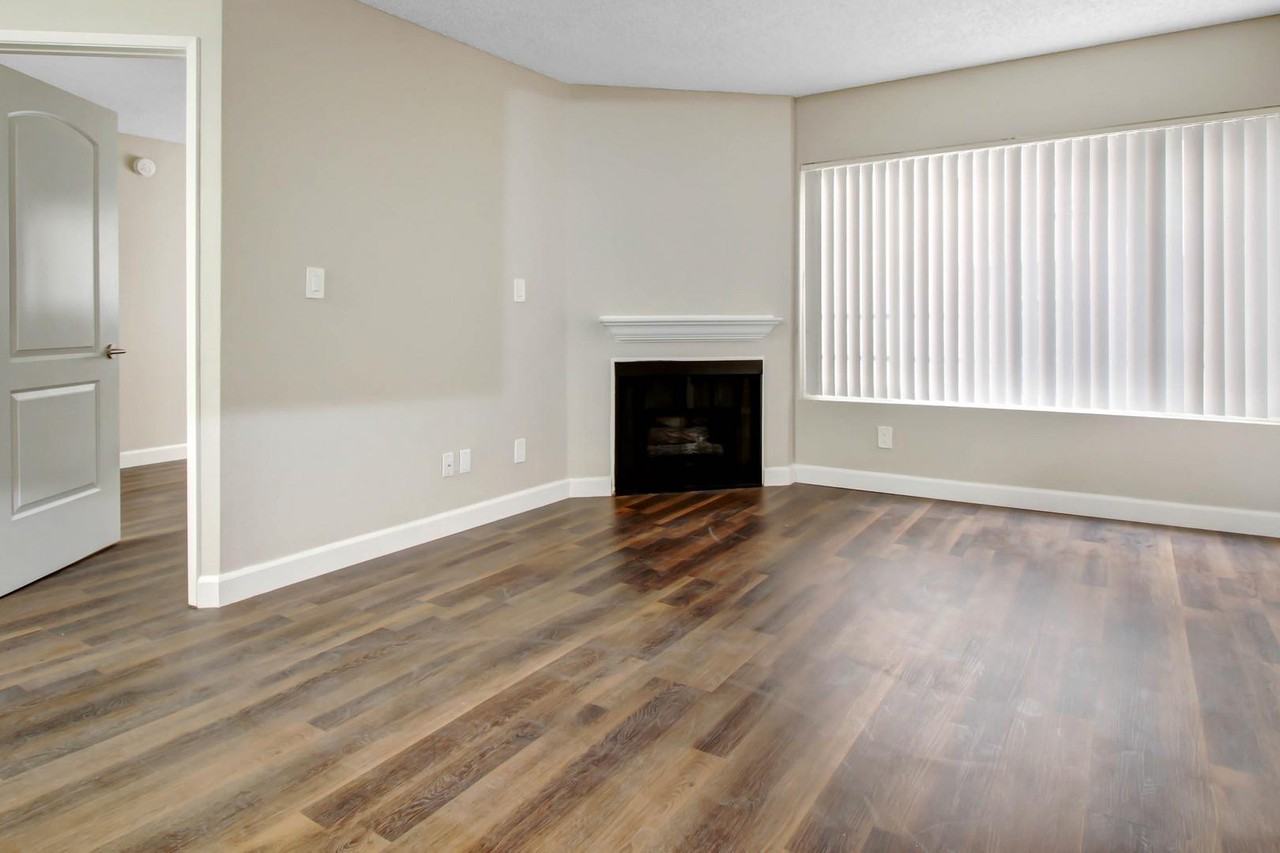 Tremont Apartments - Photo 4 of 53