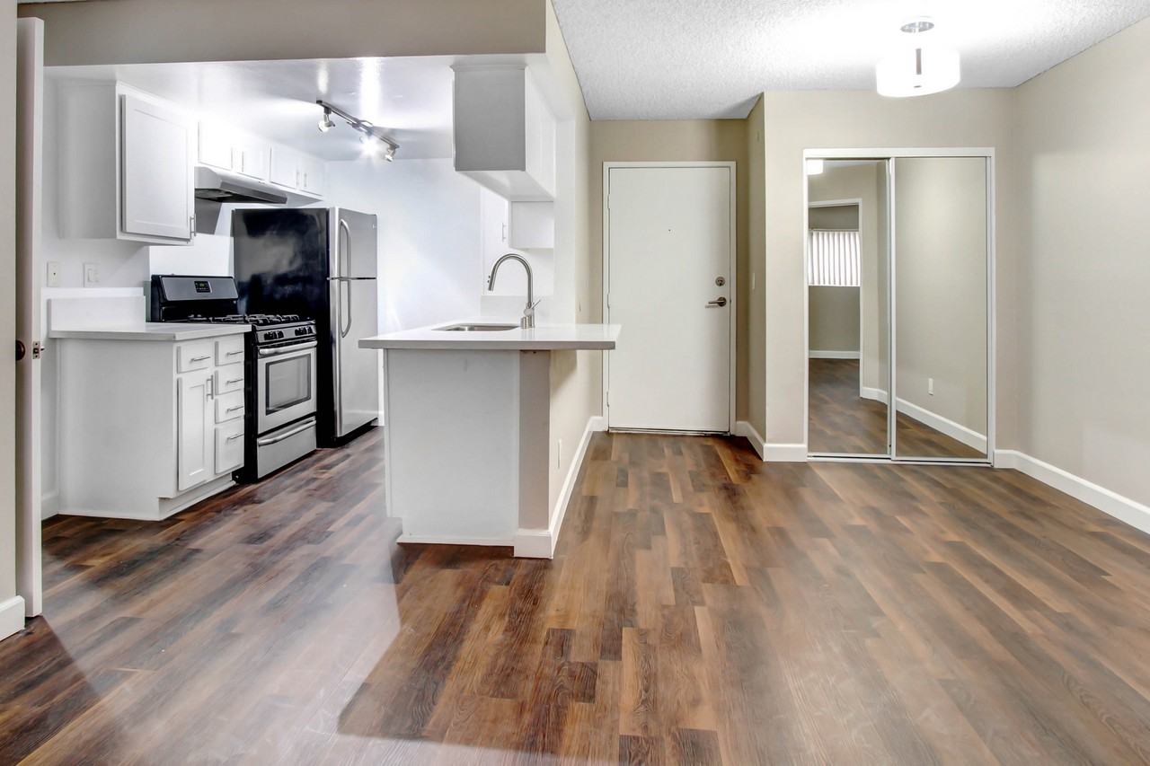 Tremont Apartments - Photo 5 of 53