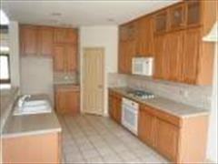 1160 Meadows Ave - Photo 3 of 7