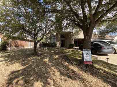 3323 Rod Carew Dr - Photo 3 of 23