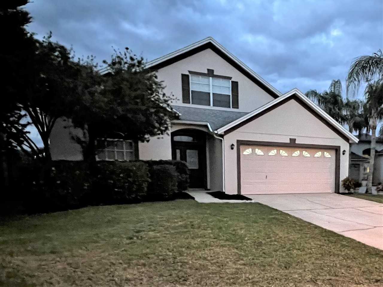 559 Horseman Dr - Photo 2 of 15