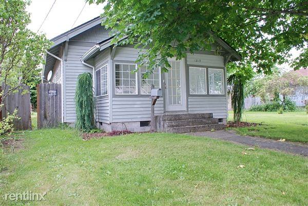 1319 Logan St - Photo 2 of 31