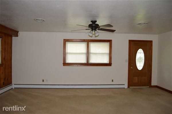 6130 Edison Ave - Photo 2 of 10