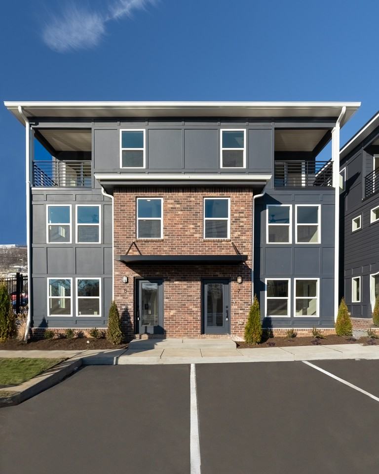 102 Duke St #1 - Photo 2 of 26