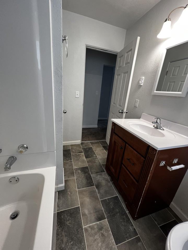 2822 8th Street North #3 - Photo 6 of 10