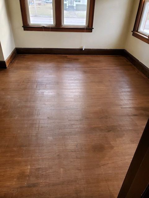 1265 W Losey St #1 - Photo 5 of 10