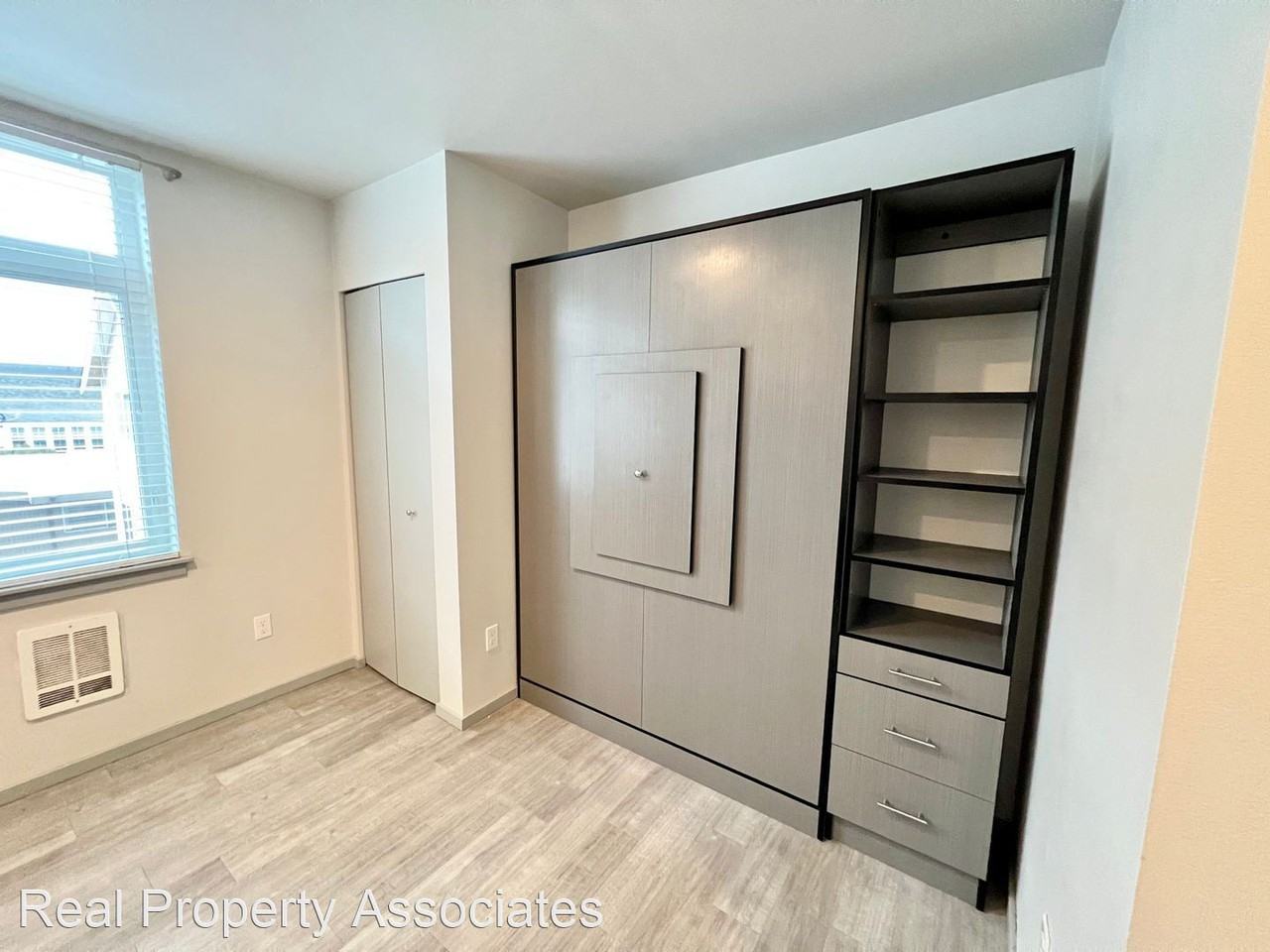 1762 NW 59th St - Photo 2 of 10