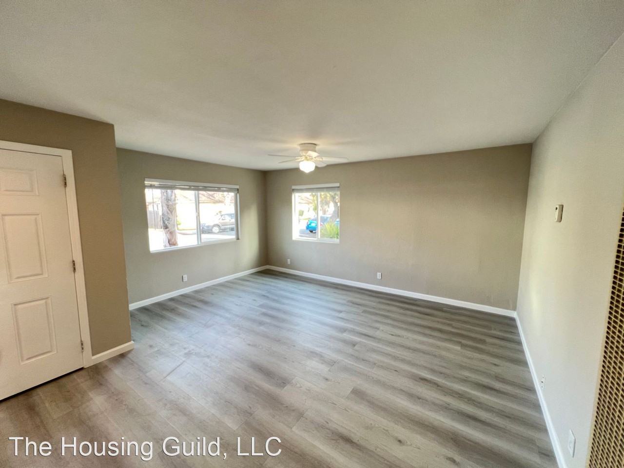 808 Adams St - Photo 3 of 11