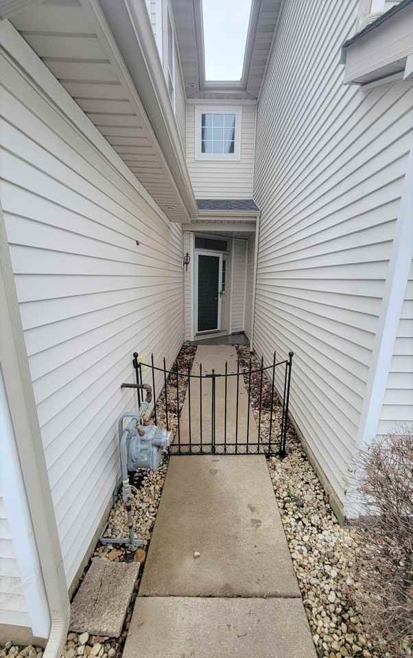 14857 W Victoria Xing #14857 - Photo 2 of 21
