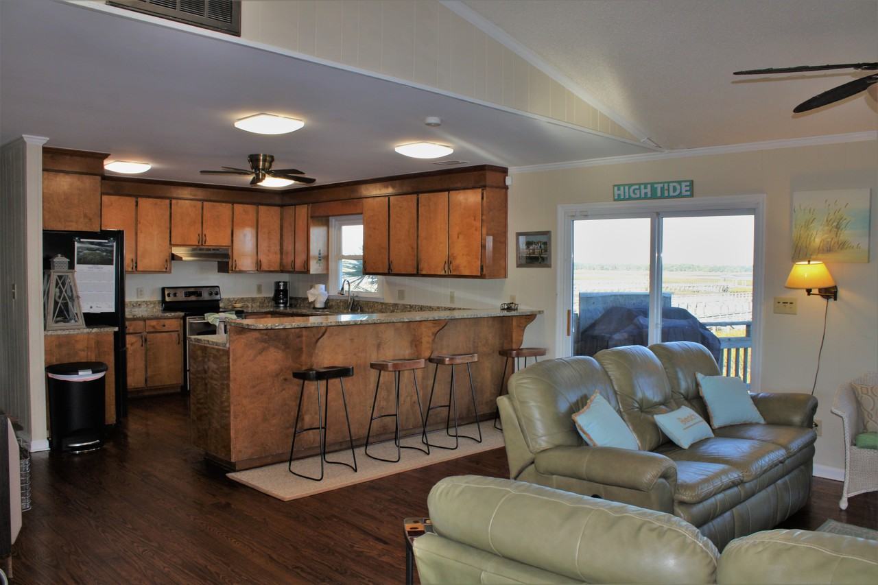 1518 Forrest Ave - Photo 3 of 24