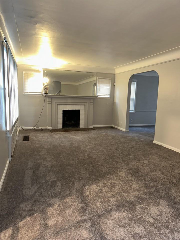 10813 Whitehill St #1 - Photo 6 of 11