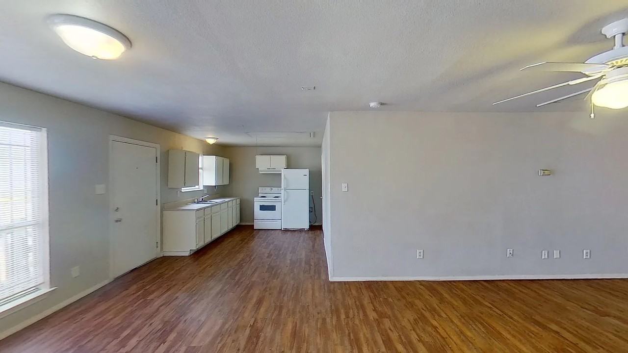 2703 Kool Ave #1 - Photo 4 of 14