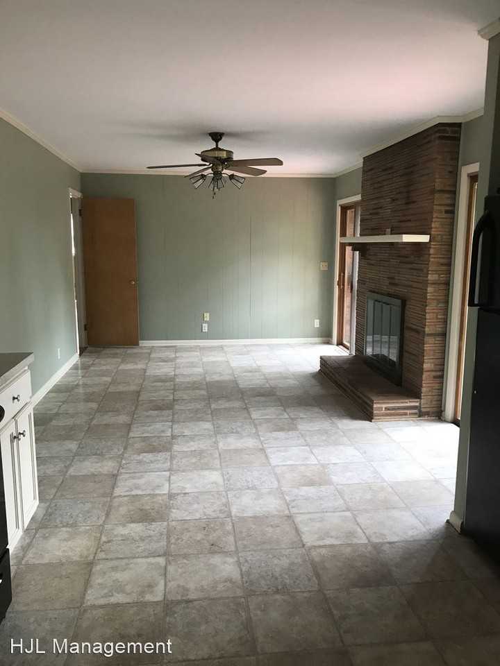 2216 Craigmeade Cir - Photo 3 of 9