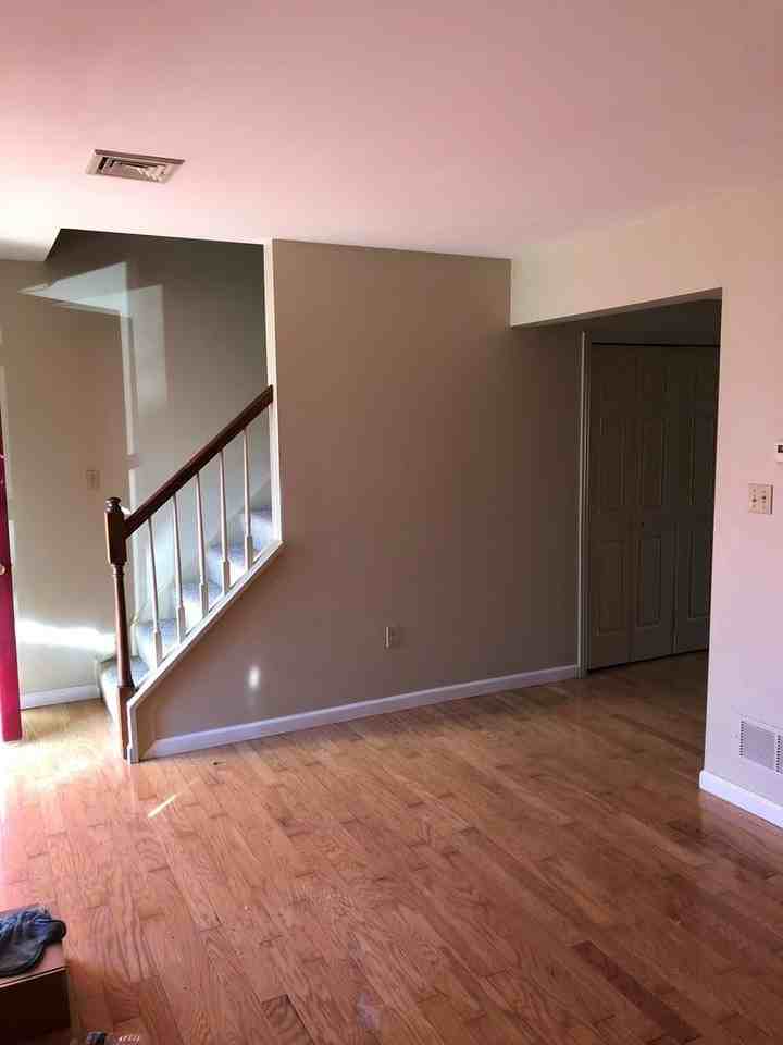 13 Deep Hollow Ln - Photo 3 of 18