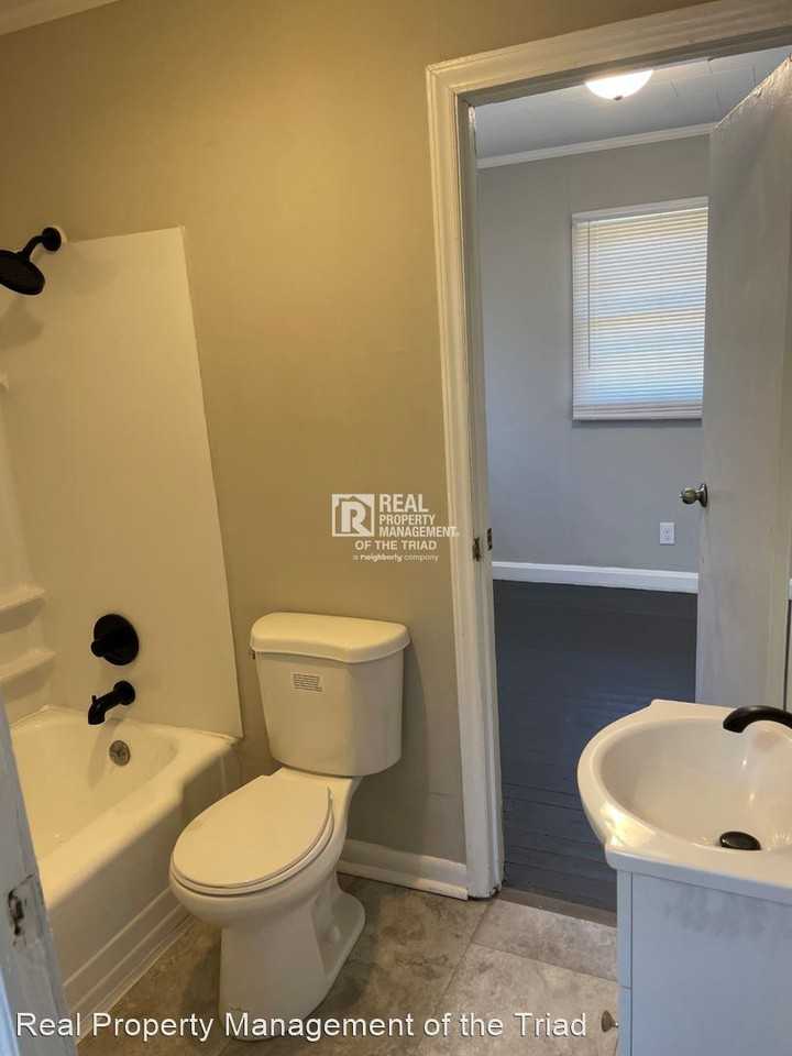1600 E Martin Luther King Jr Dr - Photo 3 of 11