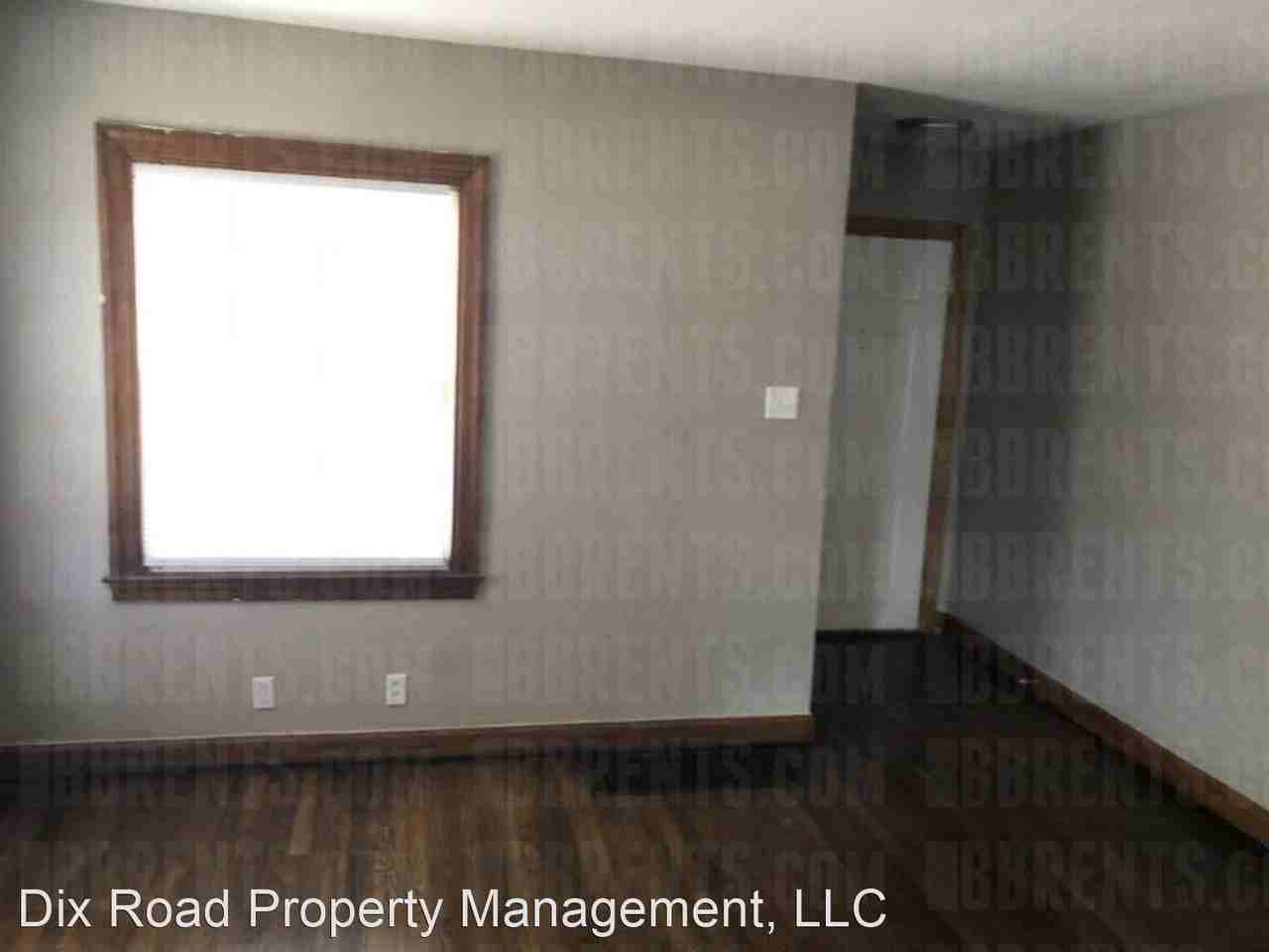 112 Iroquois Ave - Photo 2 of 12