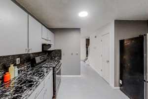 featured image of River Oak Rd