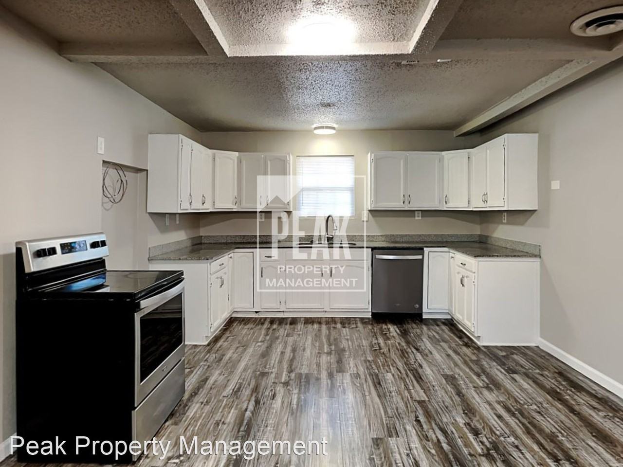 5800 Webster St - Photo 2 of 21