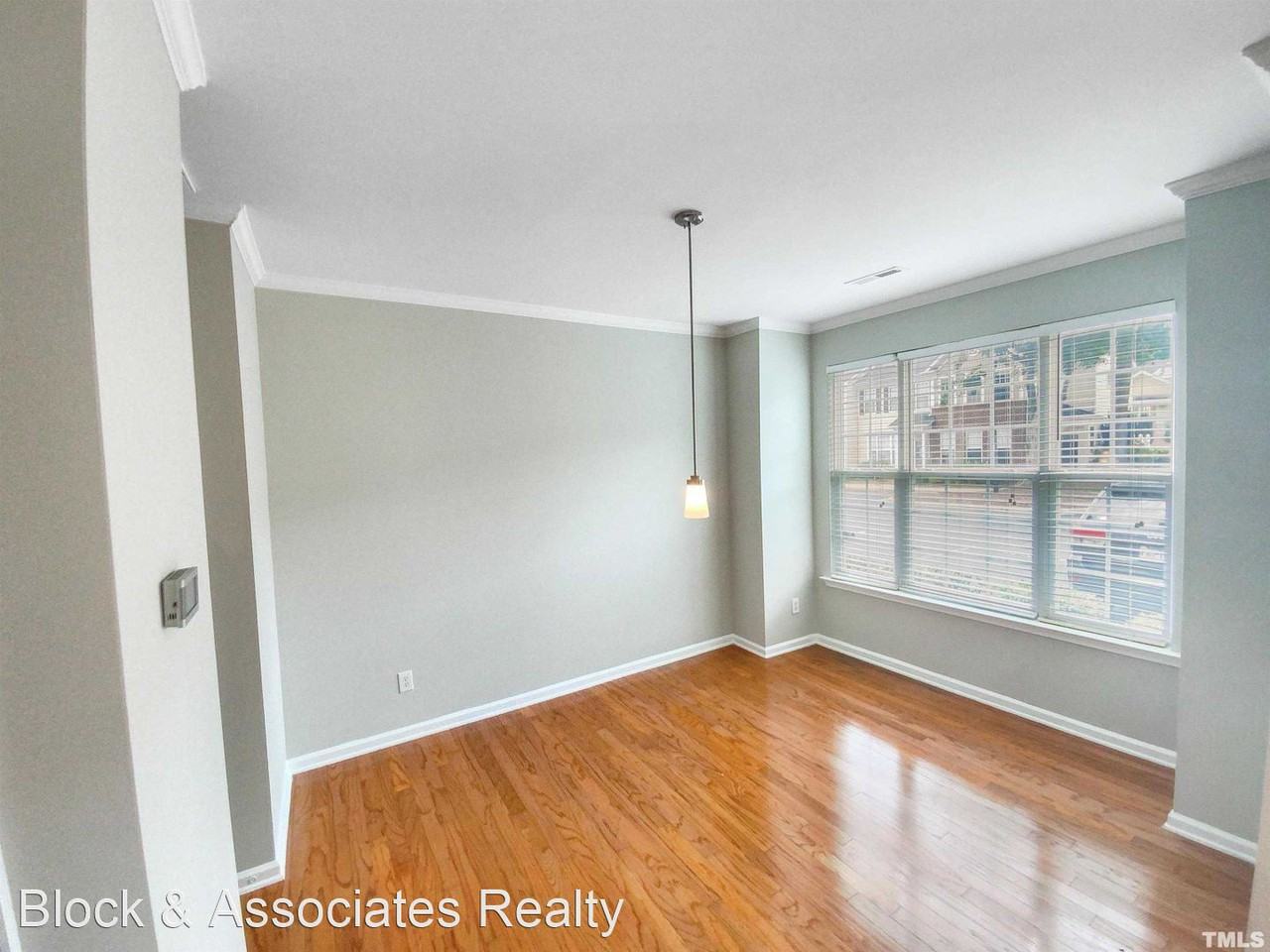 8340 City Loft Ct - Photo 2 of 10