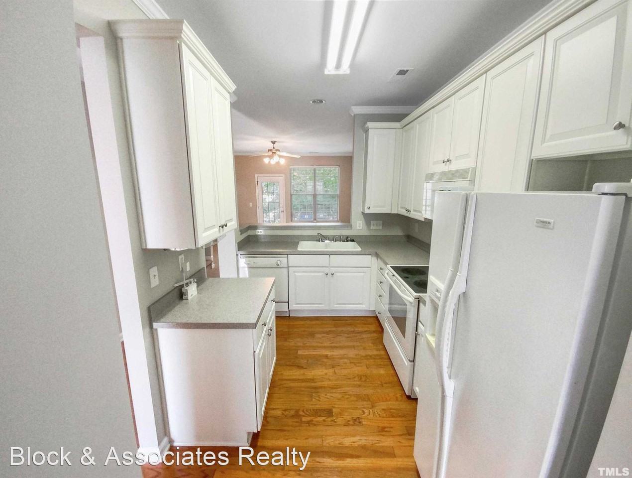8340 City Loft Ct - Photo 3 of 10