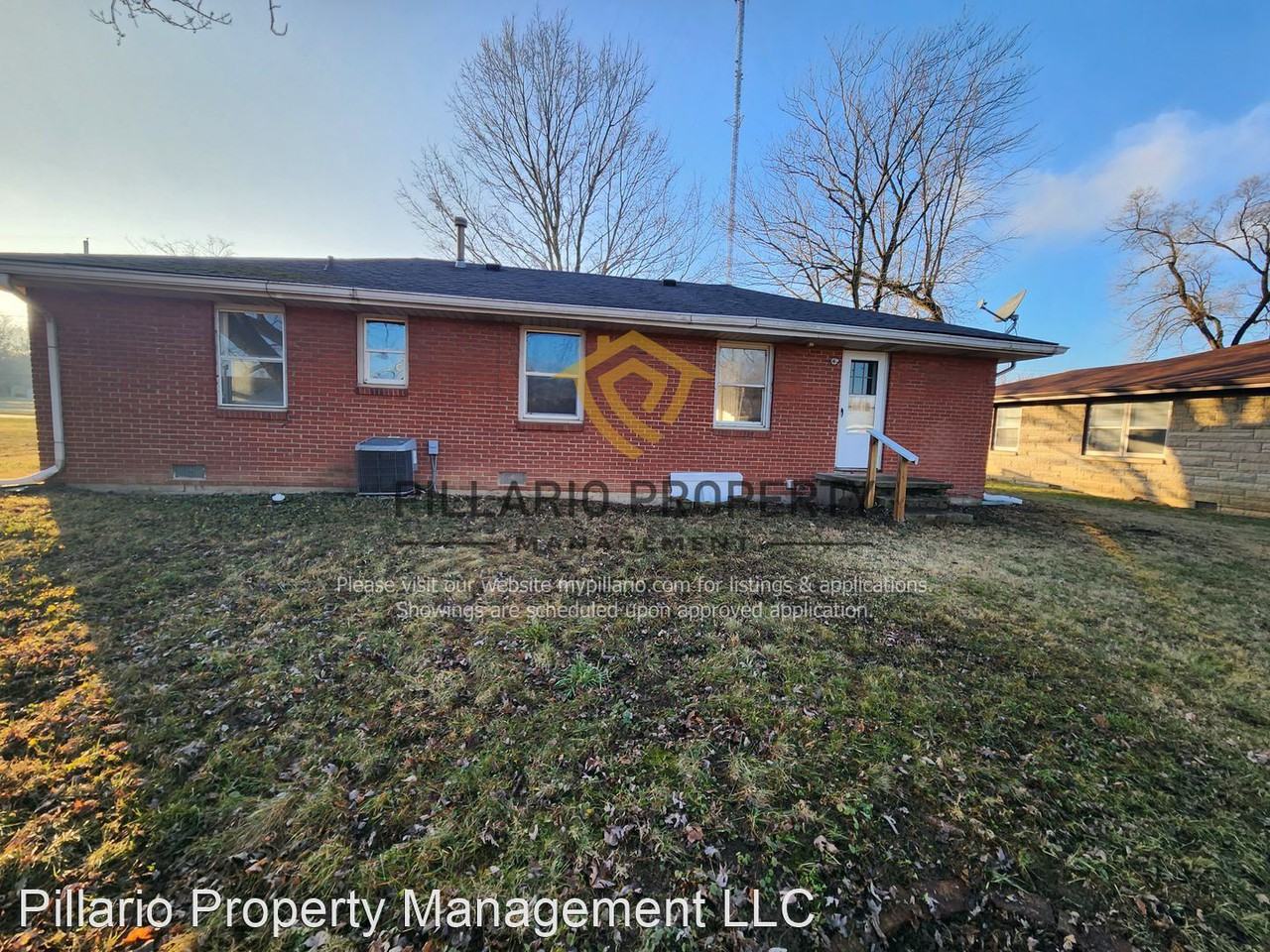 706 Gene Gustin Way - Photo 2 of 16