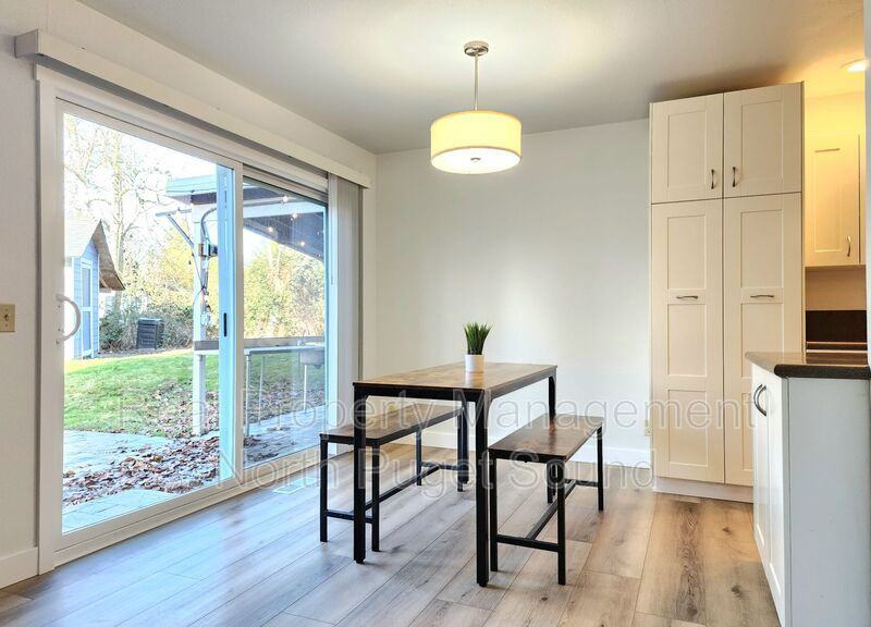 13612 36th Pl W #B - Photo 6 of 32