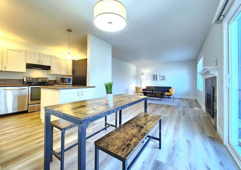 13612 36th Pl W #B - Photo 7 of 32