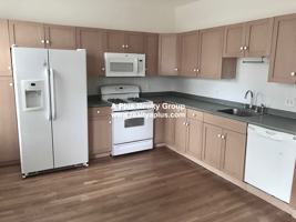 featured image of Schiller St #3