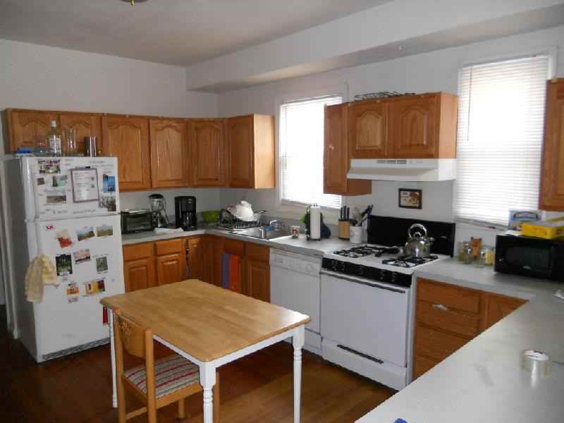 18 Greylock Rd #1 - Photo 3 of 8