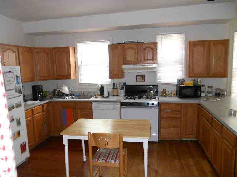 18 Greylock Rd #1 - Photo 6 of 8