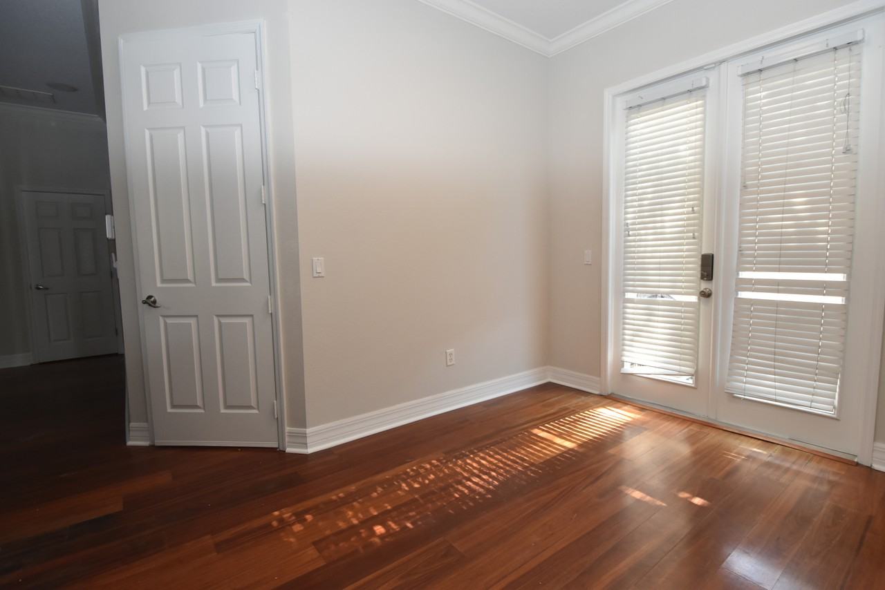 1007 Edison Park Ct - Photo 5 of 17