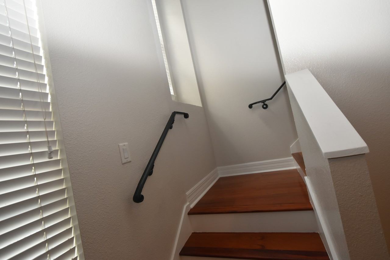 1007 Edison Park Ct - Photo 7 of 17