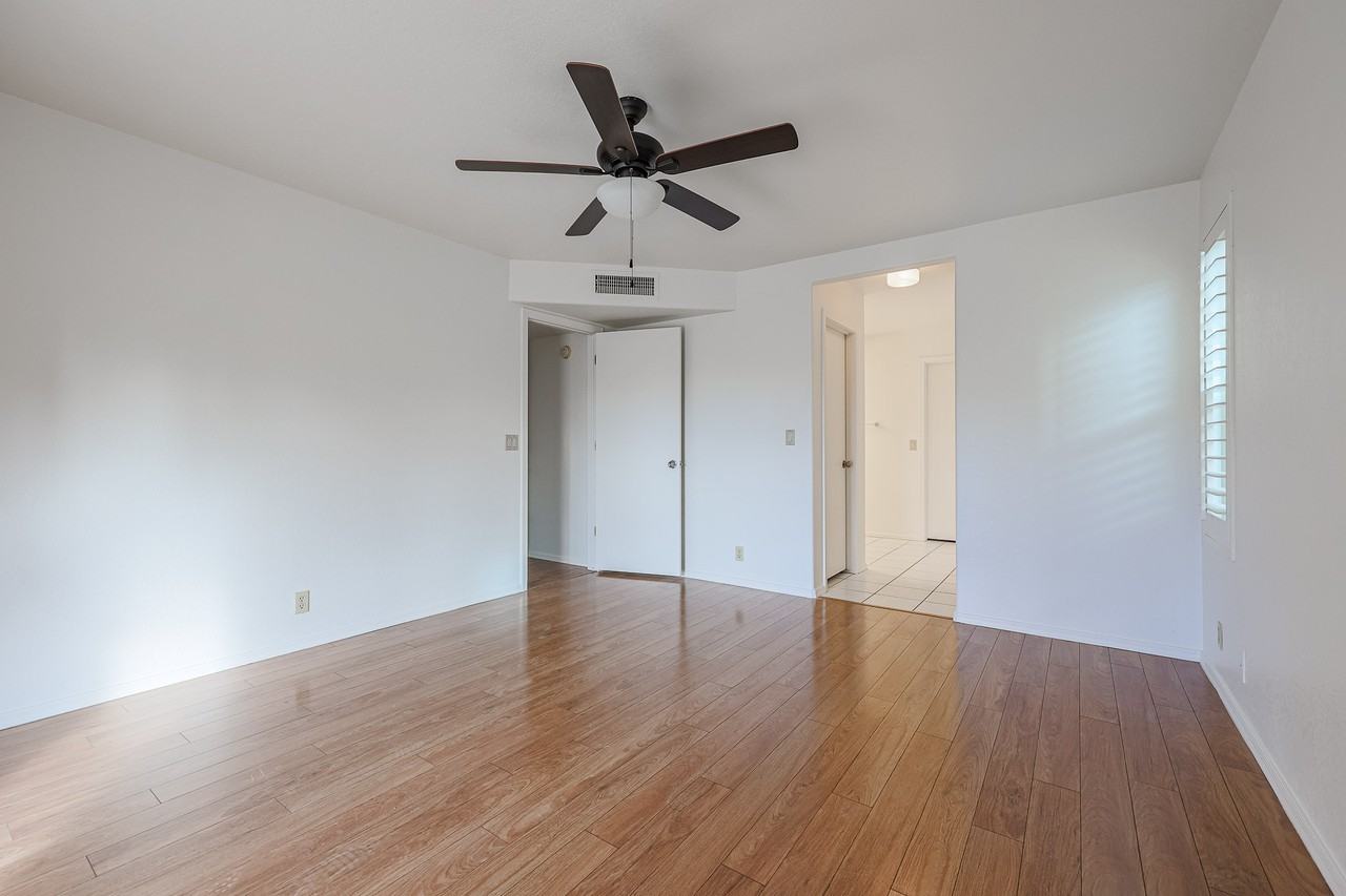 2525 W Knox Rd - Photo 6 of 32