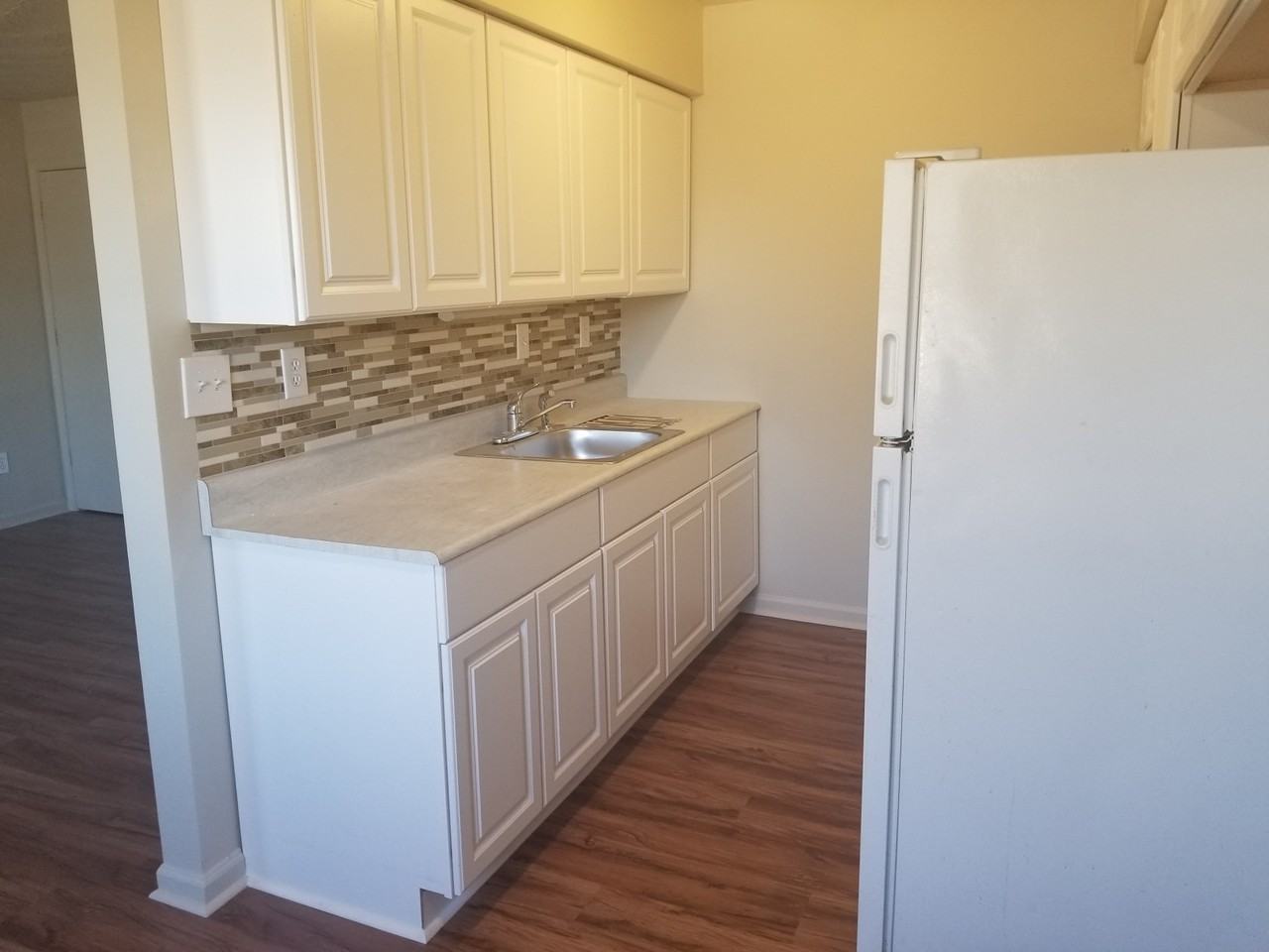 7731 Diven St - Photo 2 of 3