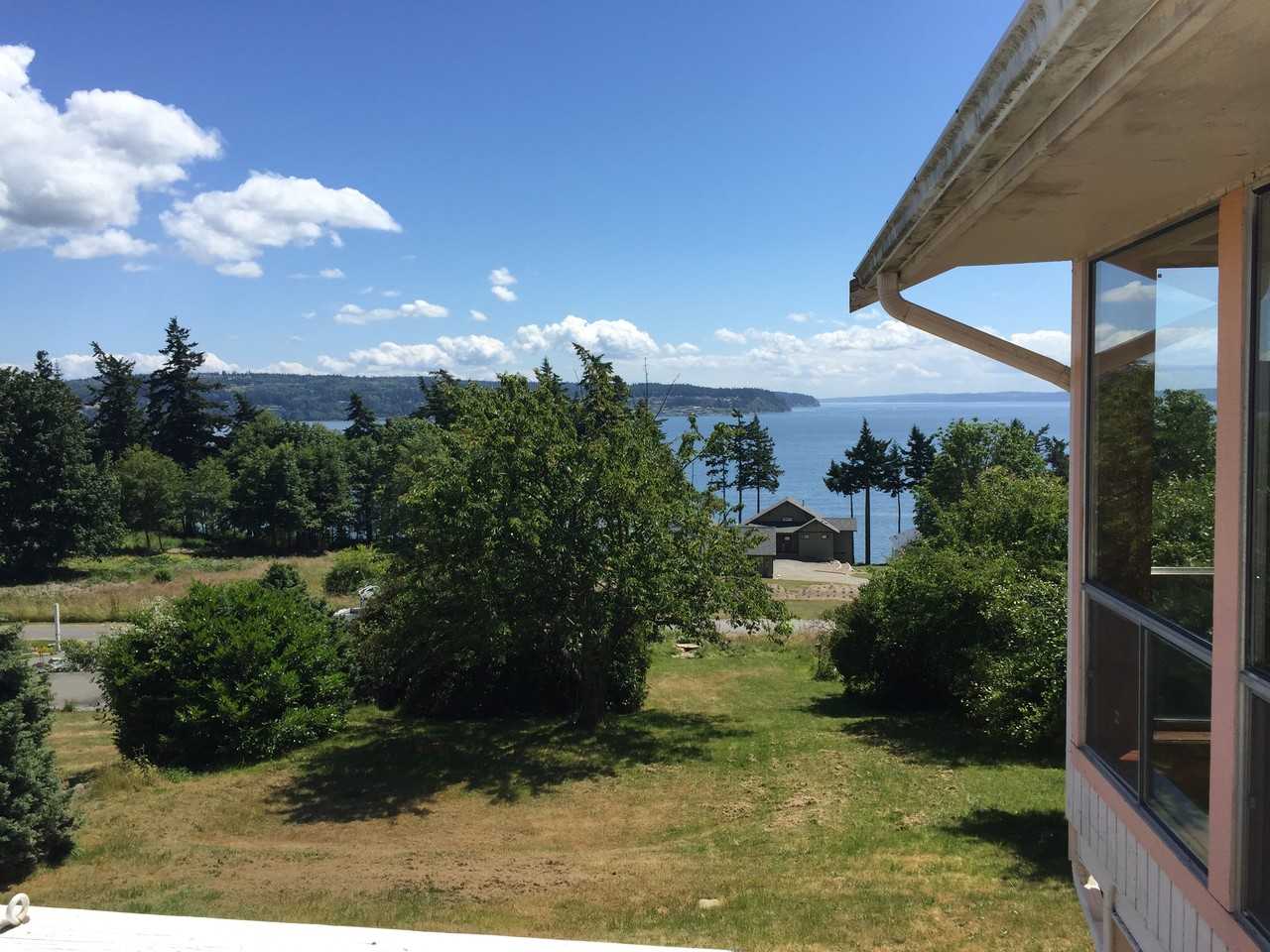 1510 Blue Heron Lane - Photo 3 of 47