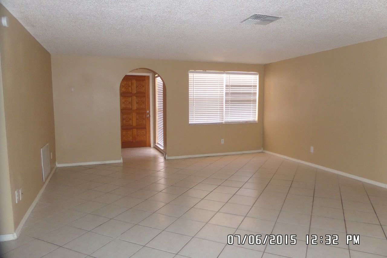 6503 Ridge Crest Dr - Photo 3 of 20