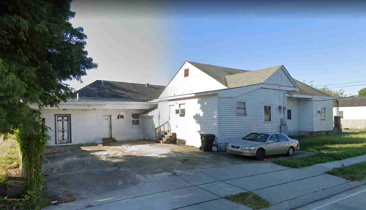 2035 Arts St #B