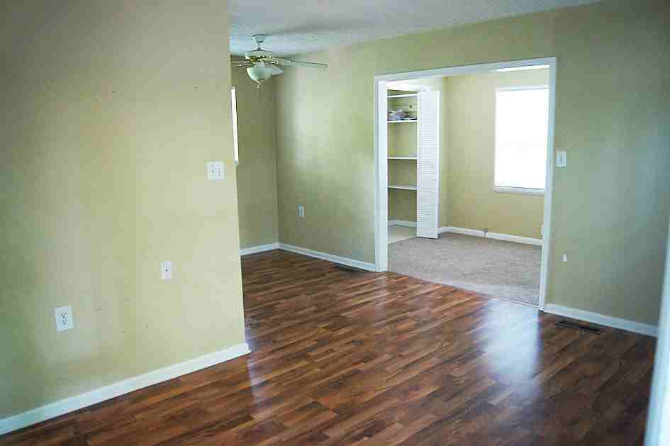 2516 Dockery St - Photo 2 of 7